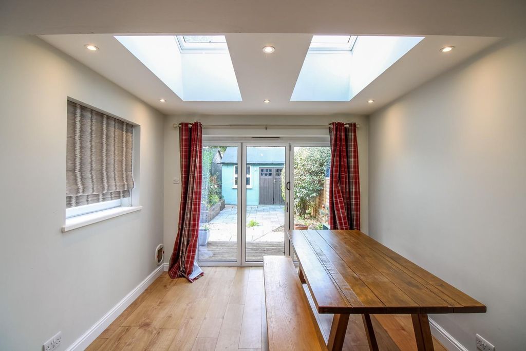 Property photo 3 of 11 Img_0014.Jpg