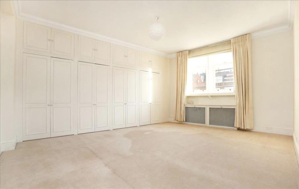 Property photo 2 of 4