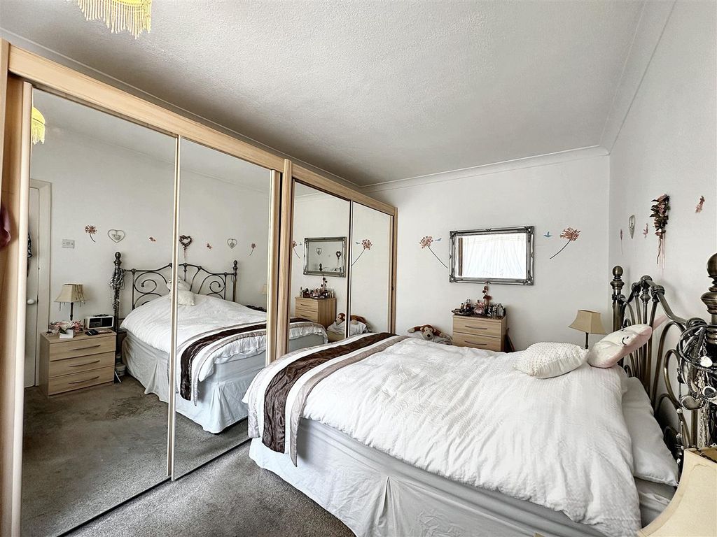 Property photo 2 of 13 Img_0479.Jpg