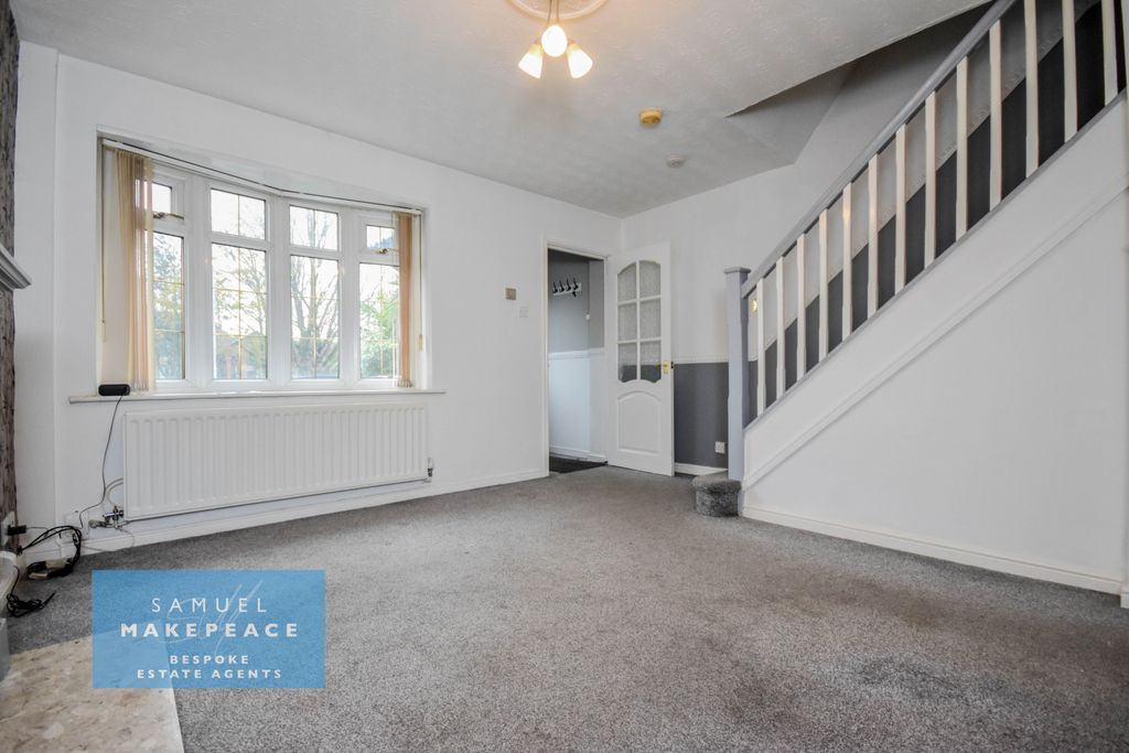 Property photo 3 of 12 Gallery