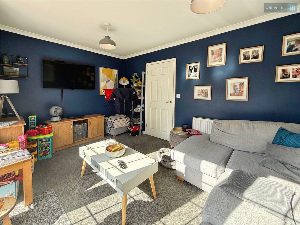 Property photo 3 of 14 Picture No. 15