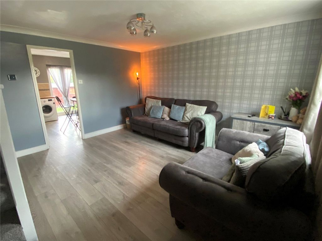 Property photo 2 of 11 Picture No. 03