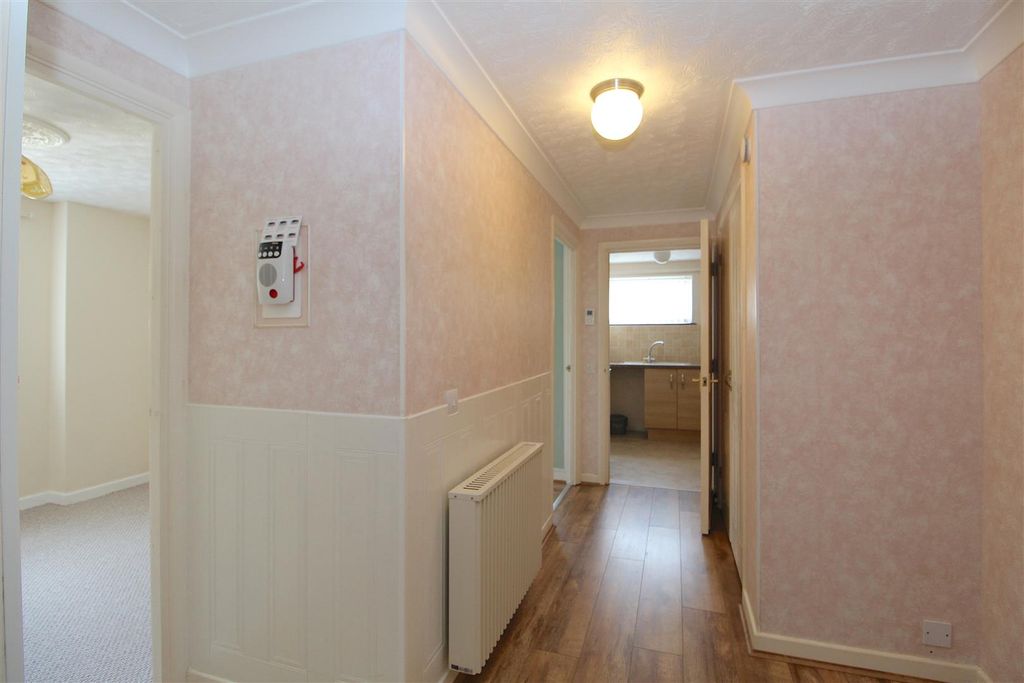 Property photo 3 of 10 Img_5951.Jpg