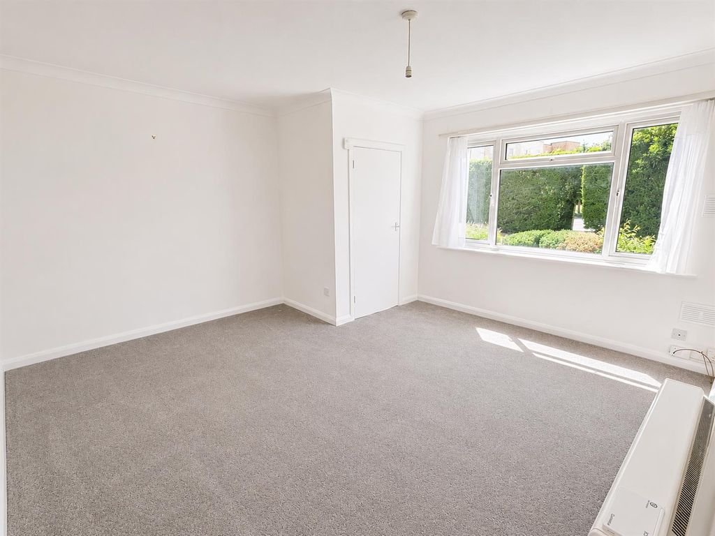 Property photo 2 of 6 For Sale By Aspire Residential | Campbell Court