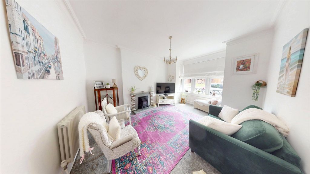 Property photo 3 of 23 Picture No. 23