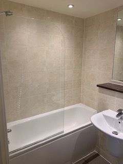 Property photo 1 of 8 Chapel Court Rosedene Terr E10