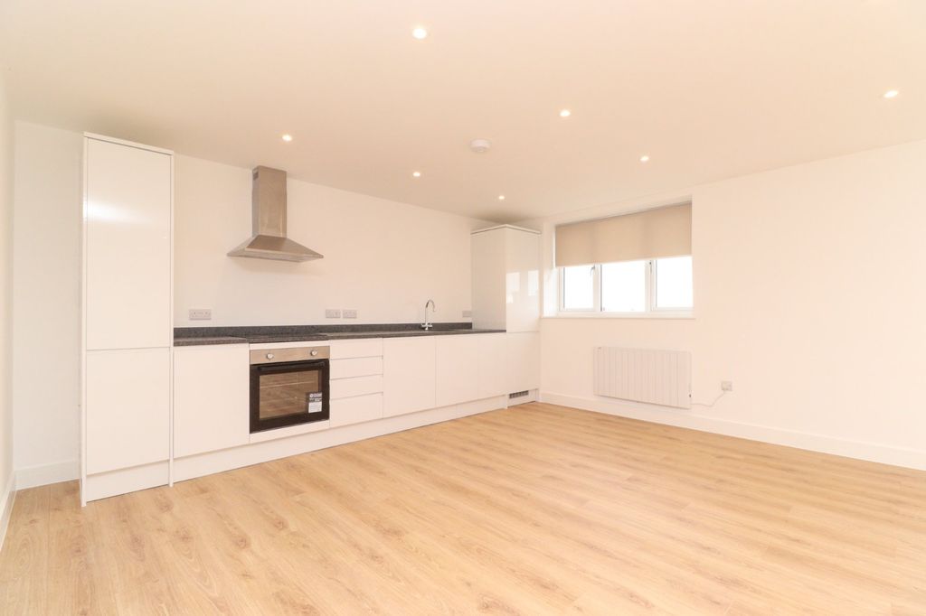 Property photo 2 of 8 Picture 2