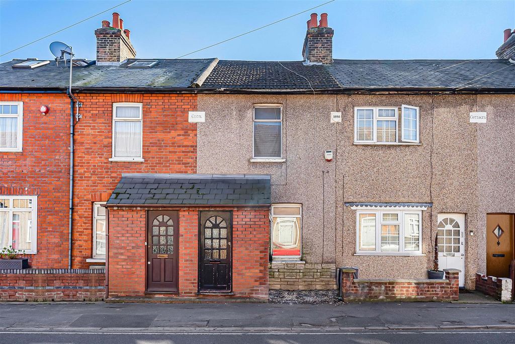 Property photo 2 of 18 3_76193.Jpg