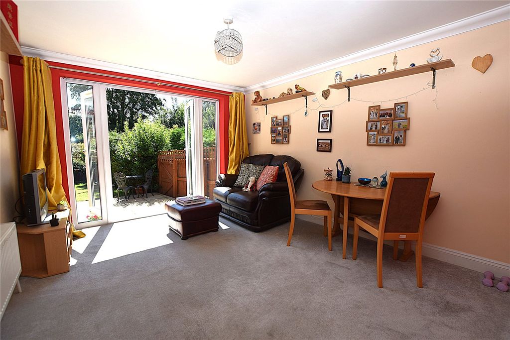 Property photo 3 of 12 Picture No. 19