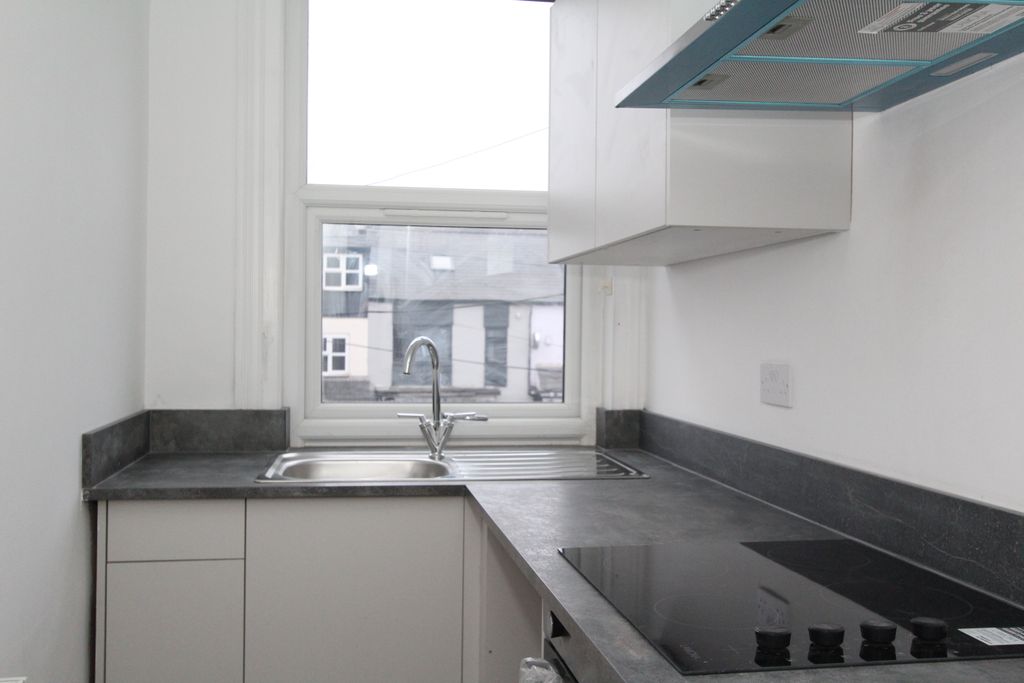 Property photo 2 of 12 2026-02-02 14.39.28