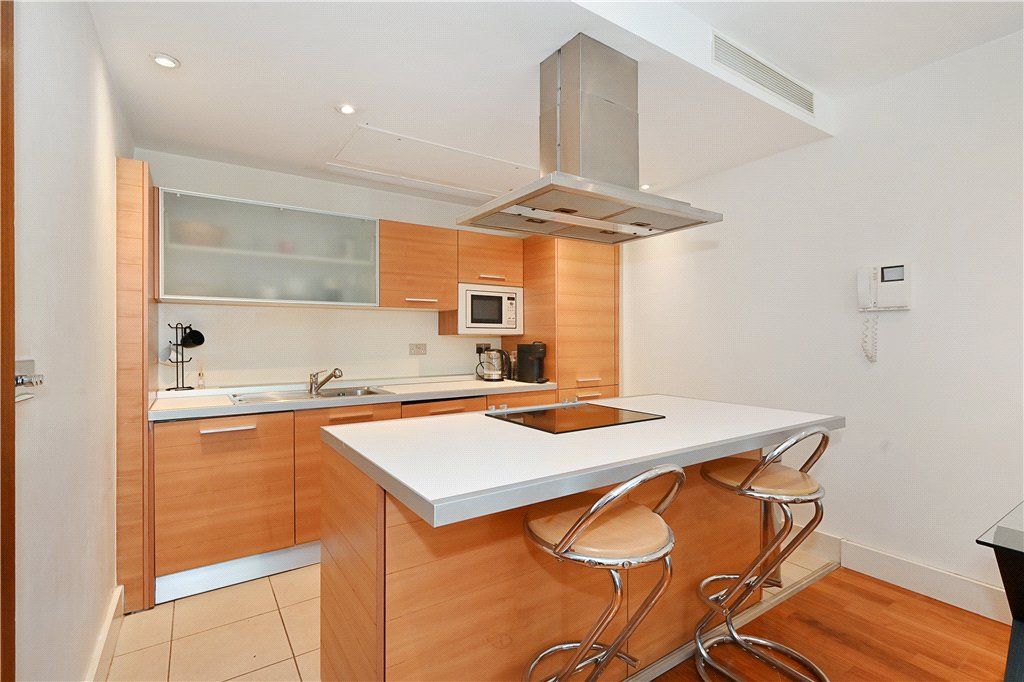 Property photo 3 of 10 Picture No. 12