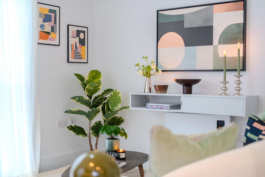 Property photo 2 of 14 Image