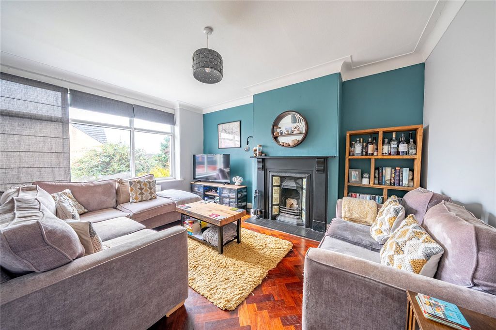 Property photo 2 of 17 Picture No. 05