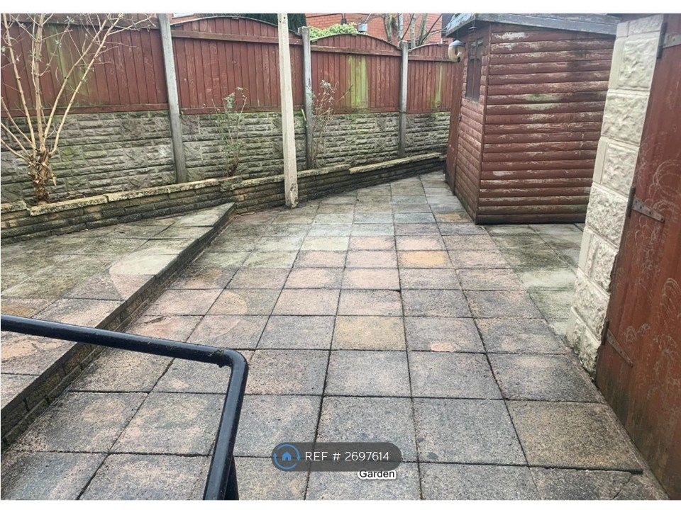 Property photo 3 of 5