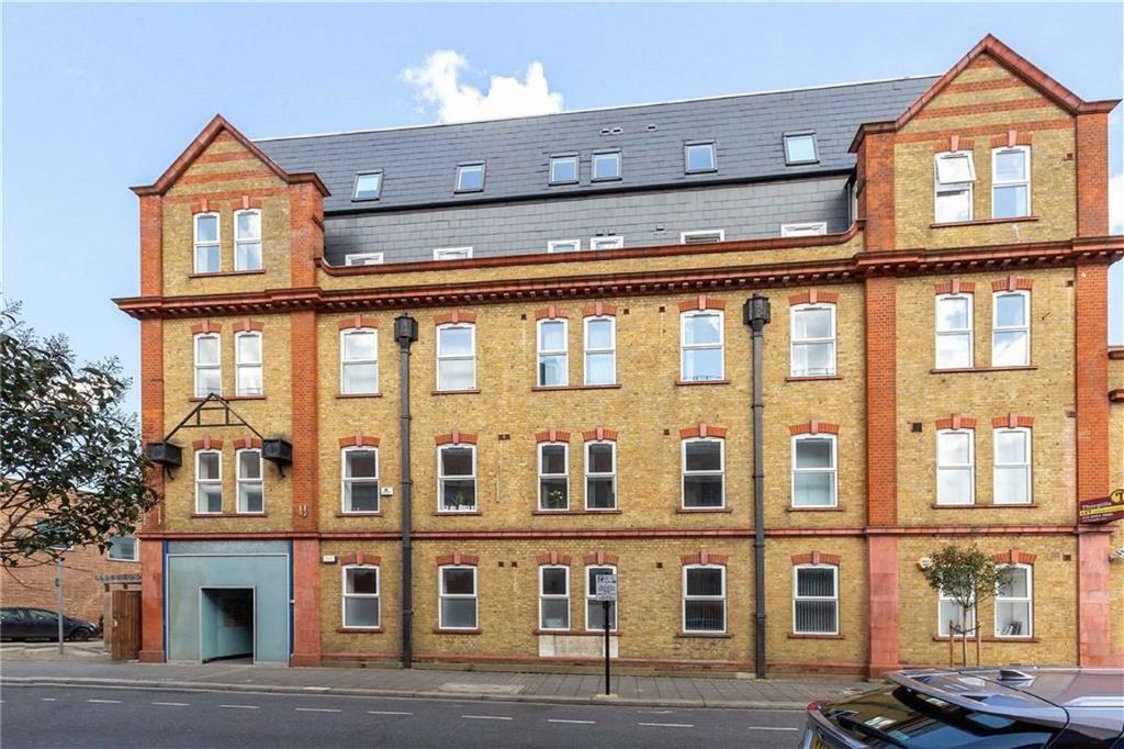 Property photo 1 of 7