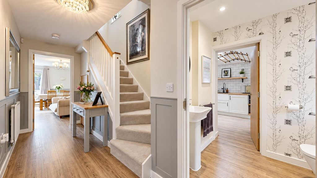 Property photo 3 of 35 4Dd6Bbed-52Ed-4023-98CC-A8E61A4B033C.Png