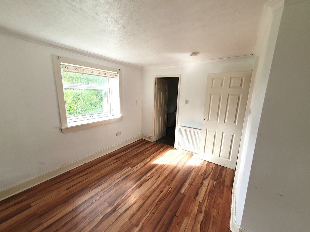 Property photo 2 of 10 2