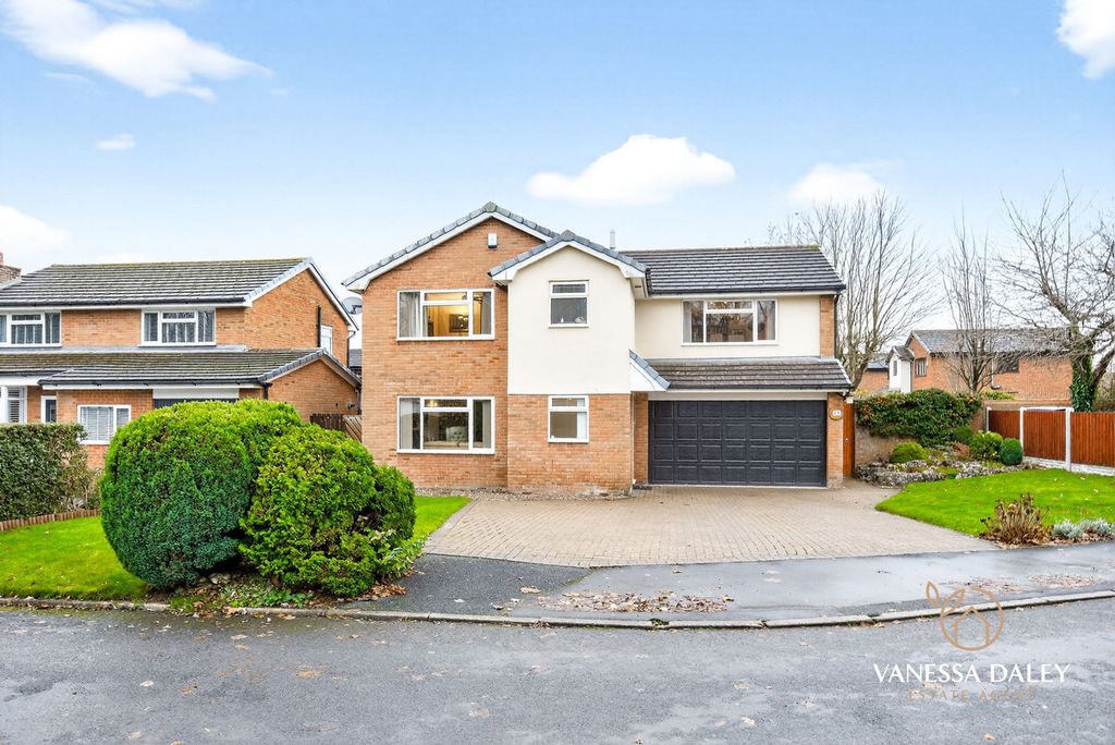 Property photo 1 of 48