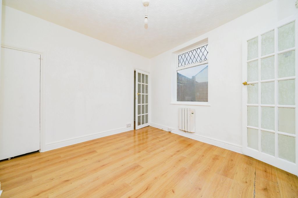 Property photo 3 of 16 Photography