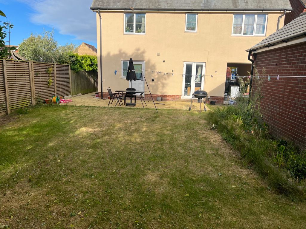 Property photo 2 of 6