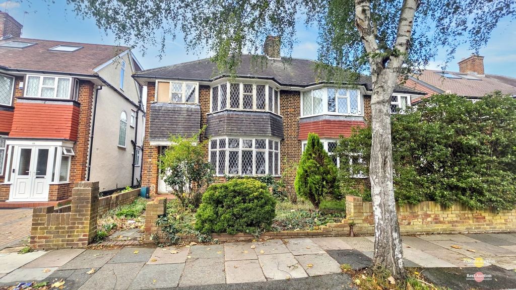 Property photo 2 of 19