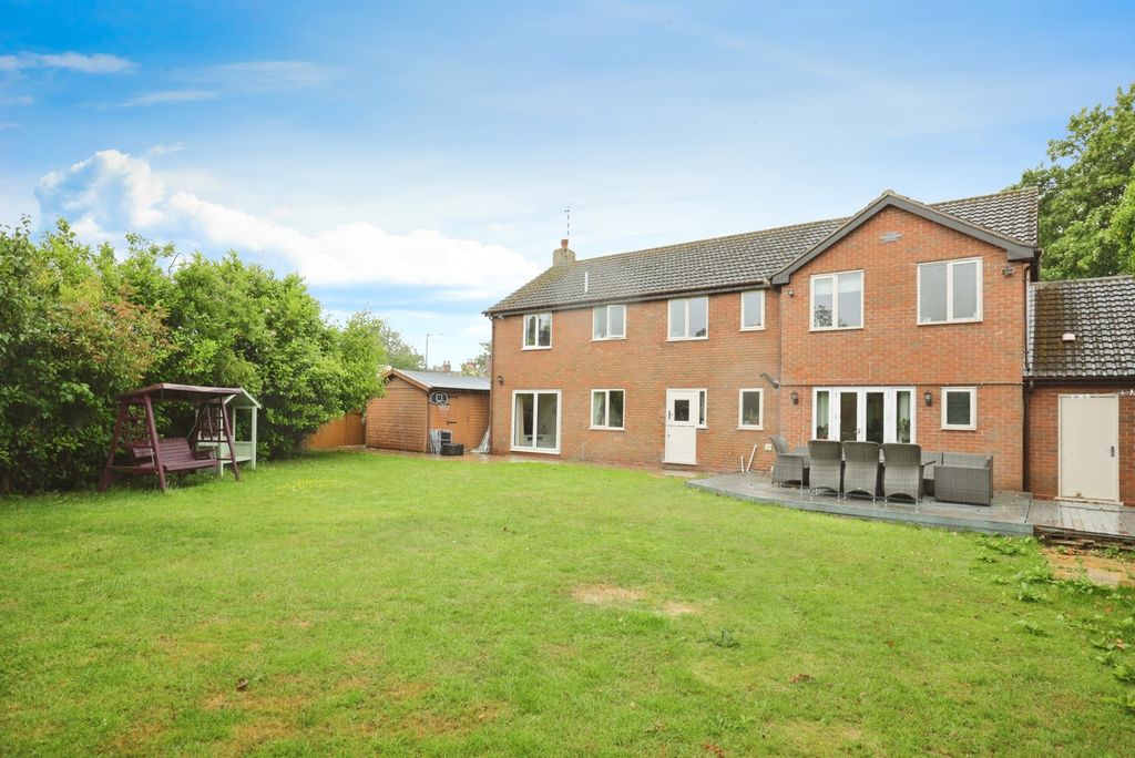 Property photo 1 of 17 Photo