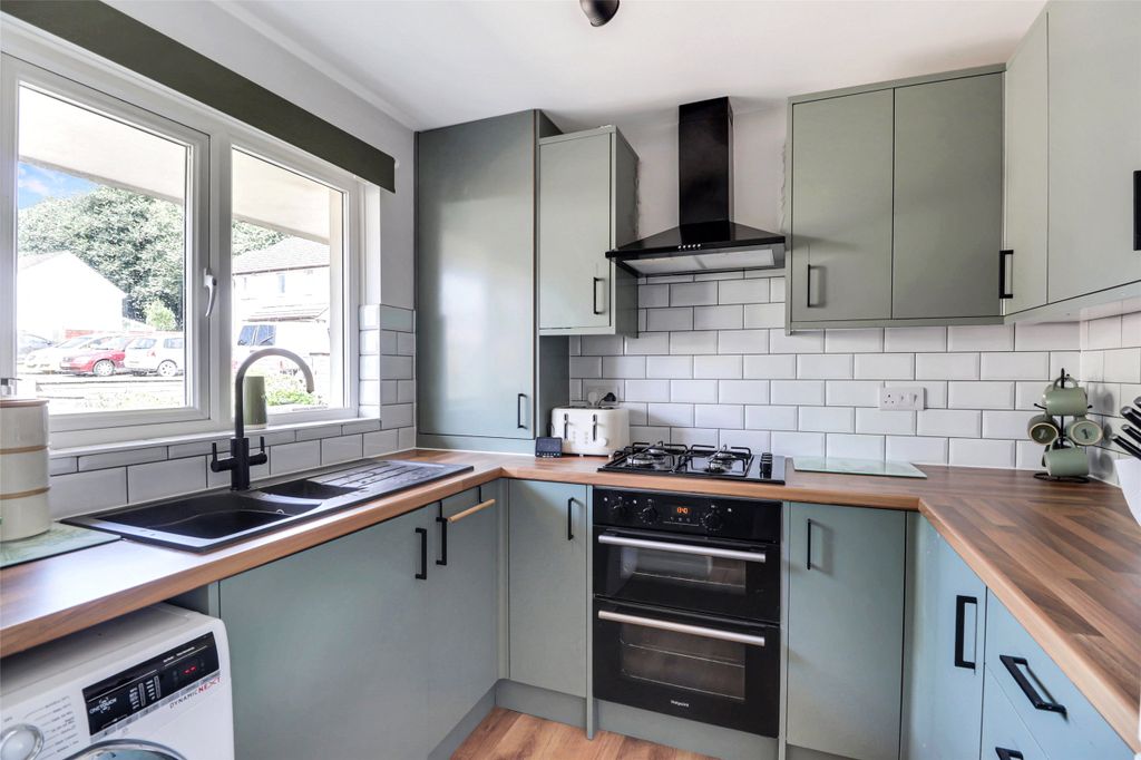 Property photo 2 of 10 Picture No. 08