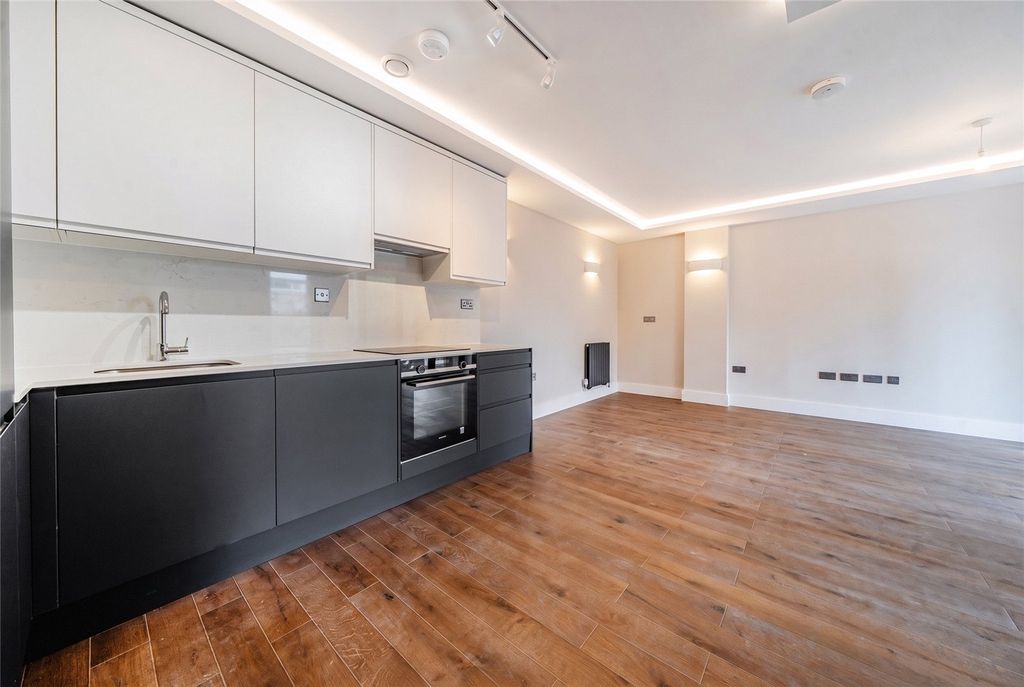 Property photo 1 of 11 Picture No. 06