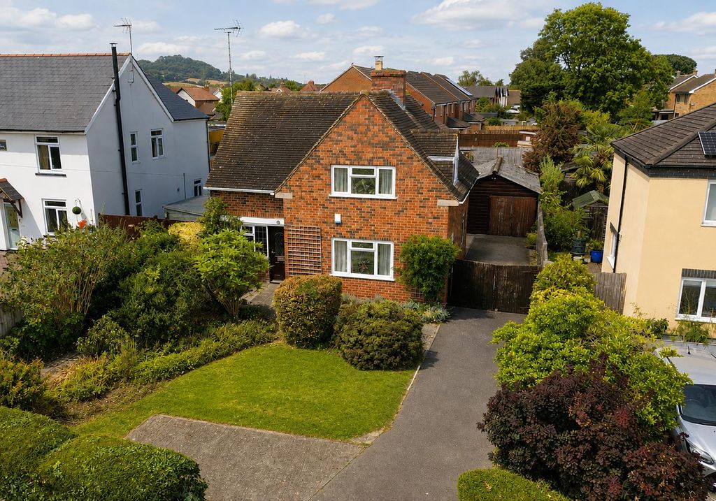 Property photo 1 of 18