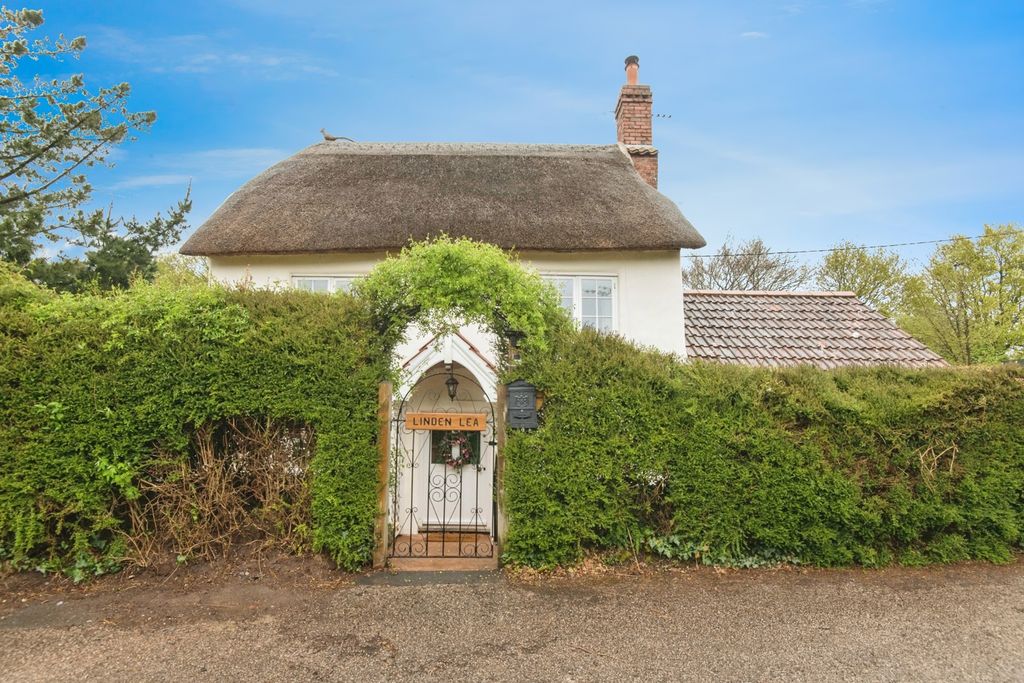 Property photo 1 of 16 Front