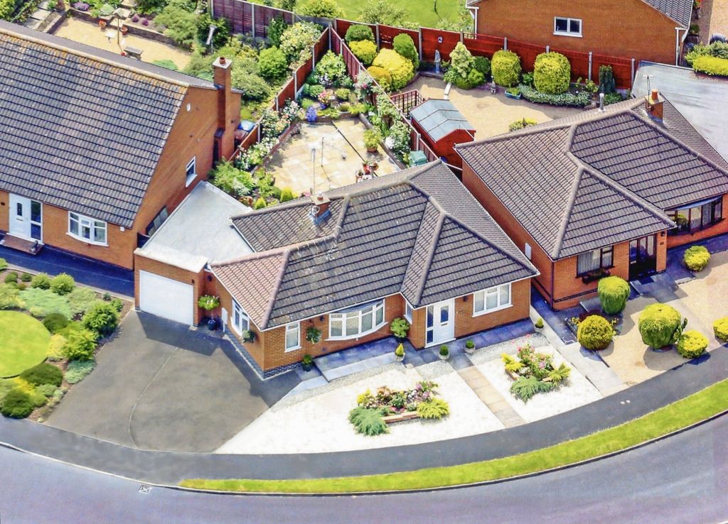 Property photo 2 of 11 Gallery