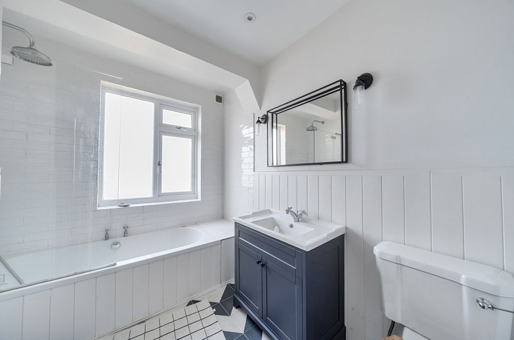 Property photo 3 of 19 1421360-1-69A5c02...