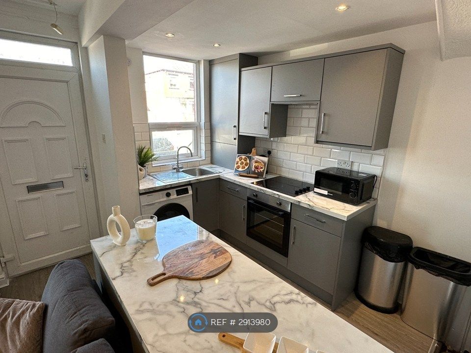 Property photo 2 of 4