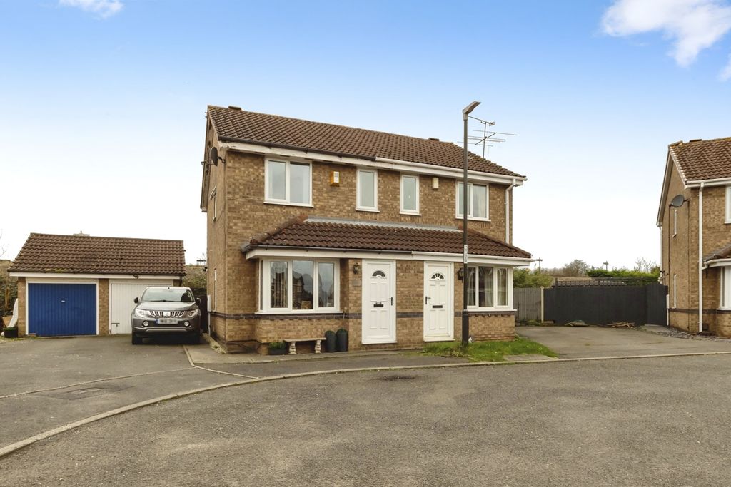 Property photo 1 of 15