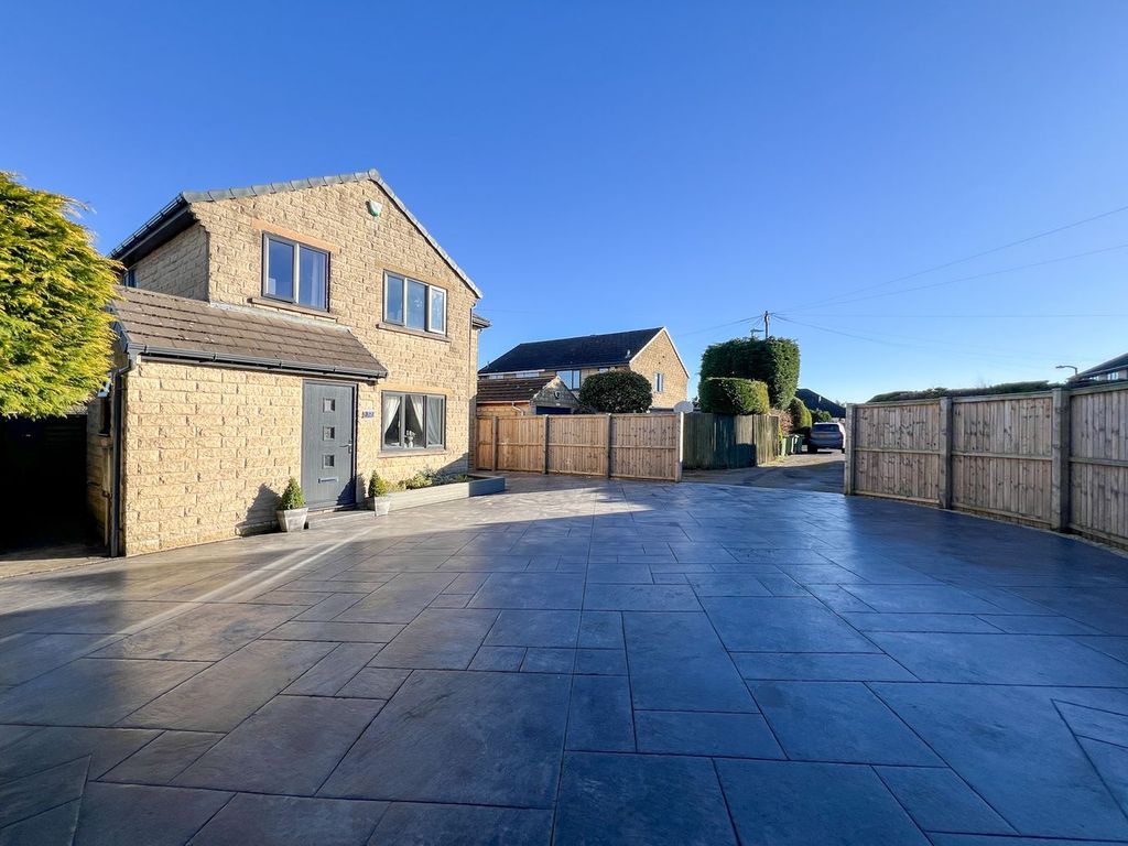 Property photo 1 of 24