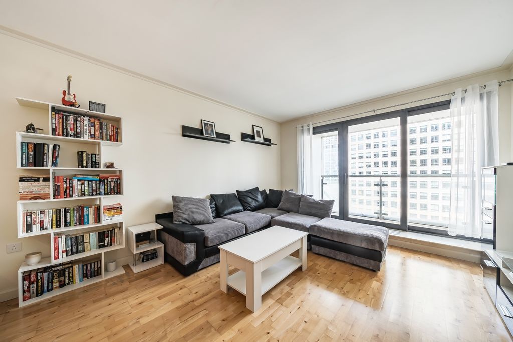 Property photo 1 of 20 1346568-14-68B5d9...