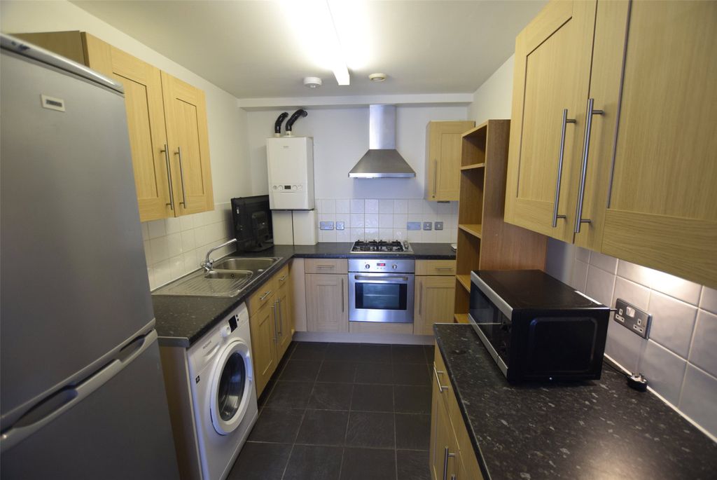 Property photo 3 of 9 Picture No. 02