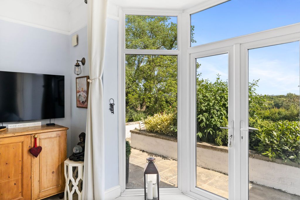 Property photo 2 of 17 Image12.Jpg