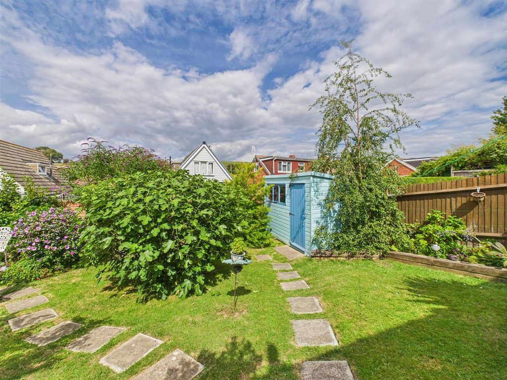 Property photo 2 of 15 Garden .Jpg