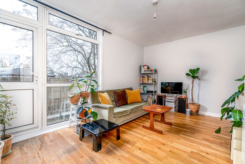 Property photo 3 of 11 Photo 09