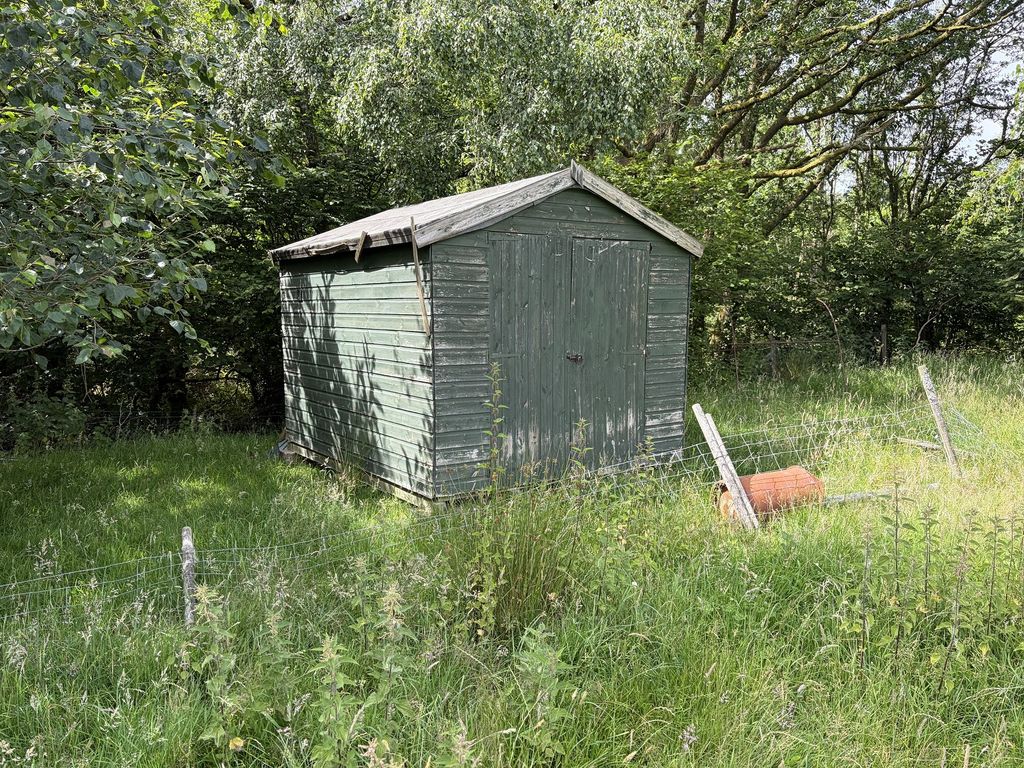 Property photo 3 of 8 Not Specified