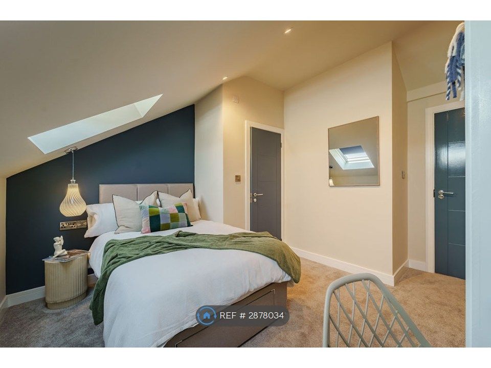 Property photo 1 of 35