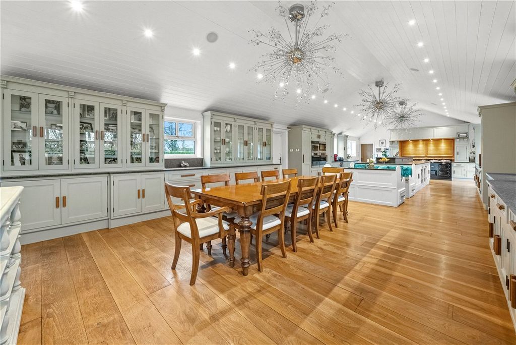 Property photo 3 of 32 Picture No. 50