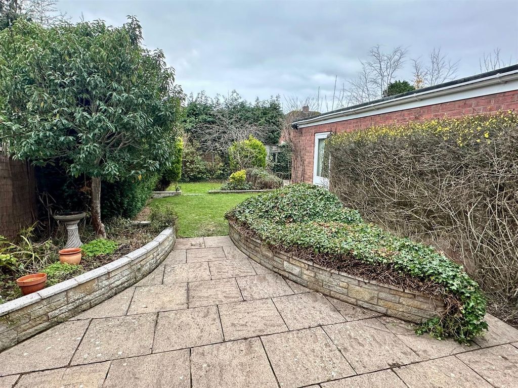 Property photo 3 of 13