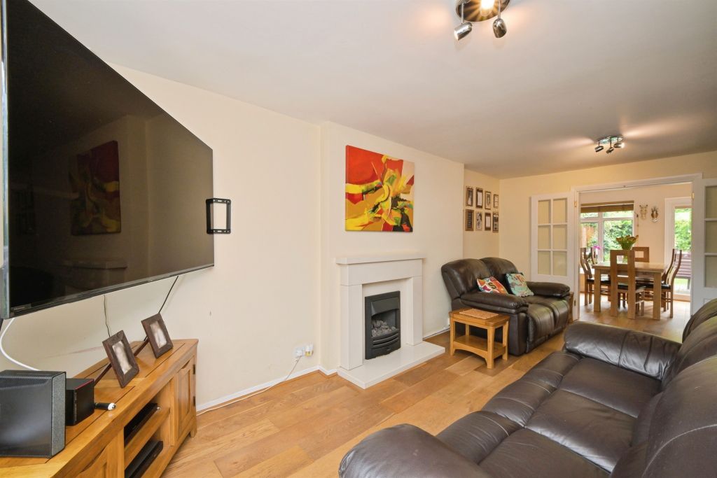 Property photo 3 of 23