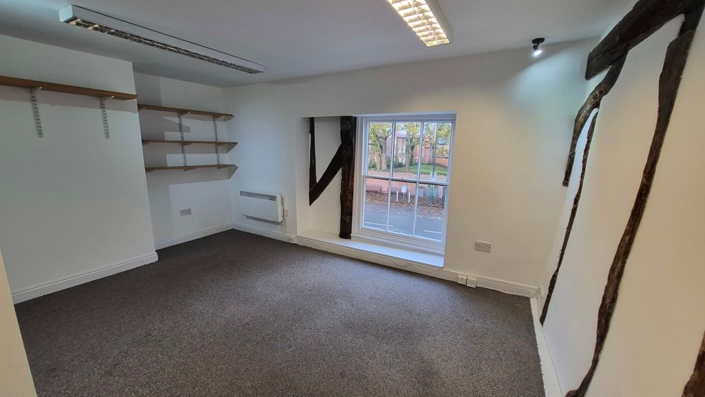 Property photo 3 of 9 Photo 9