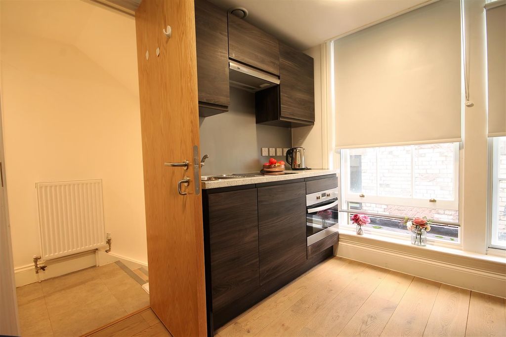 Property photo 2 of 5 6.Jpg