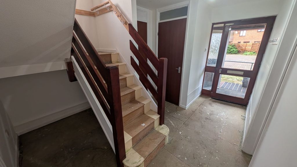 Property photo 2 of 13 8A43Ae9B-461F-4979-Bf82-B9A096E701A9