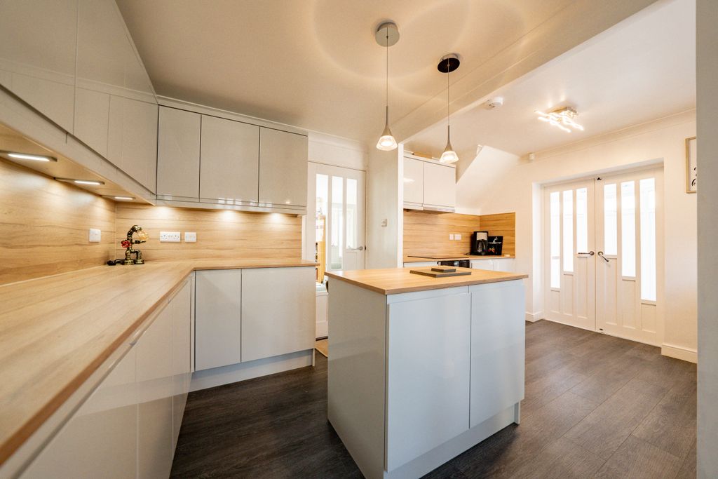 Property photo 2 of 24 Dsc01402