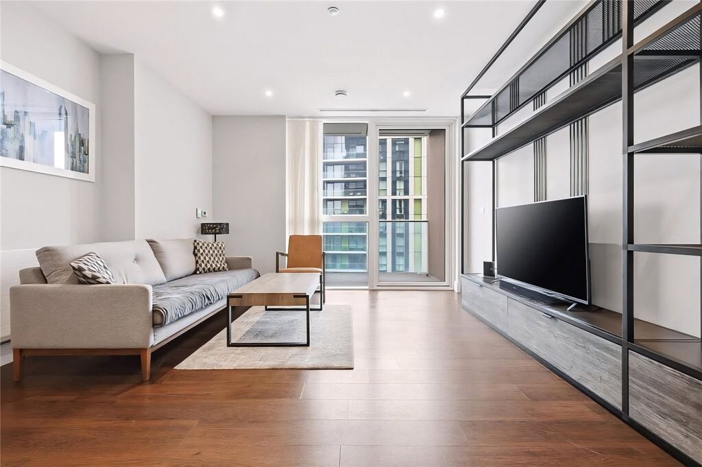 Property photo 3 of 16 Picture No. 27